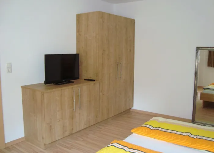 Haus Alexander プフンツ